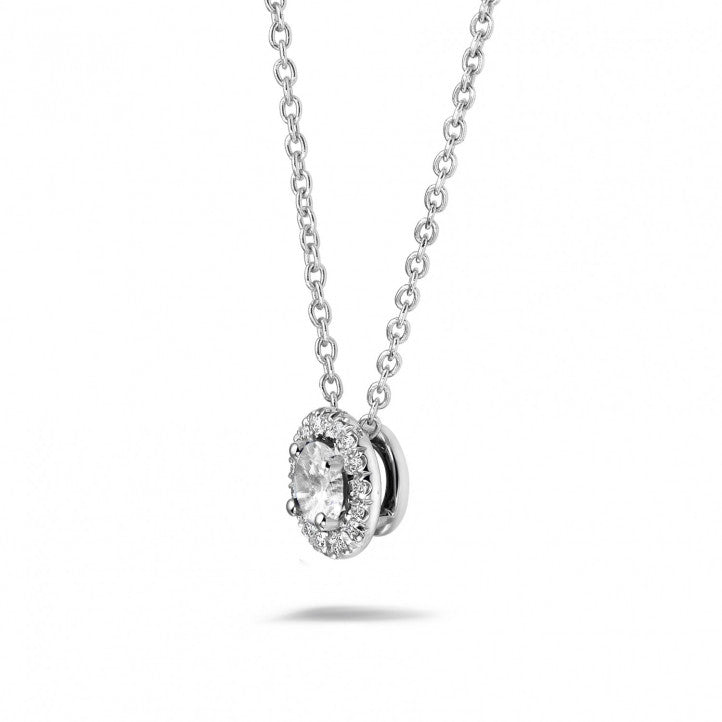 0-50-carat-collier-aureole-en-or-blanc-avec-diamants-Tunisie-diamelle-by-jarraya-.jpg