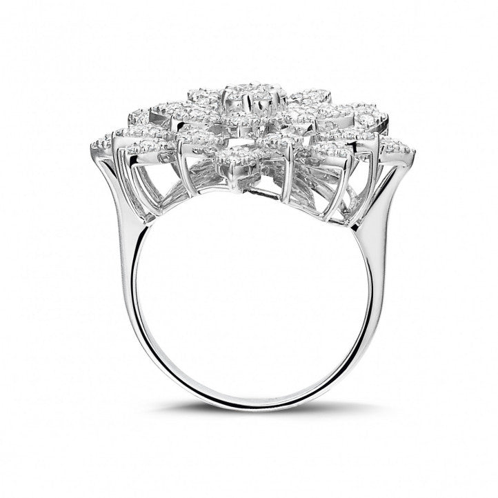 bague-de-fiancailles-fleur-diamant-en-or-blanc-tunisie-diamelle-by-jarraya-1.jpg