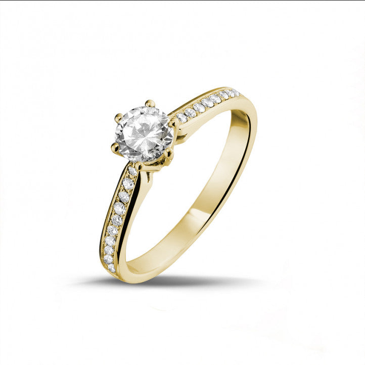 Bague Solitaire Butterfly avec diamants sur les côtés