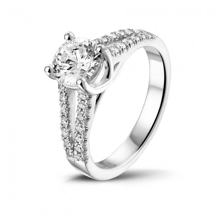 Bague-de-fiancailles-avec-diamants-sur-les-cotes-tunisie-or-Blanc-1-carat-diamelle-by-jarraya.jpg