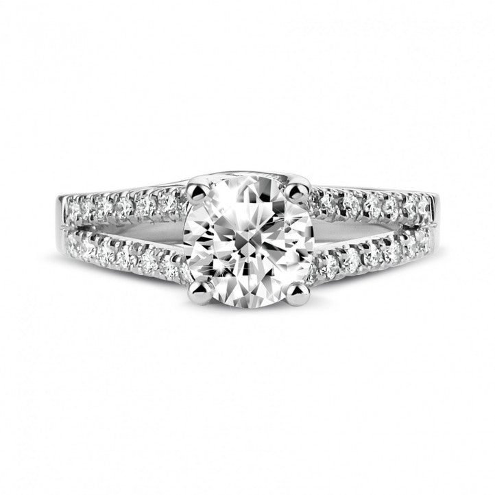 Bague-de-fiancailles-avec-diamants-sur-les-cotes-tunisie-or-Blanc-1-carat-diamelle.jpg