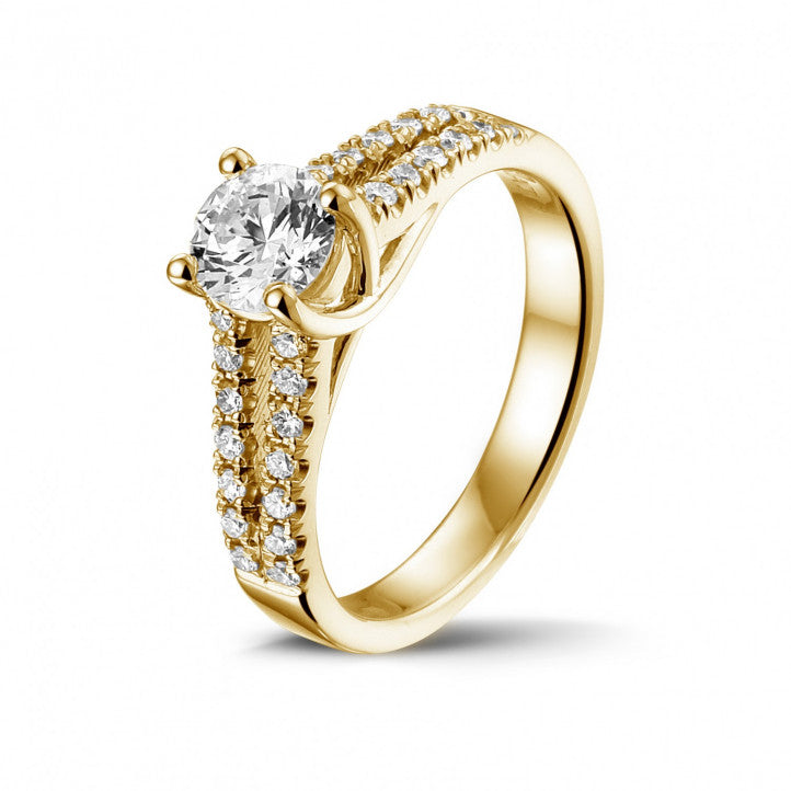 Bague Solitaire Butterfly avec double diamants sur les côtés