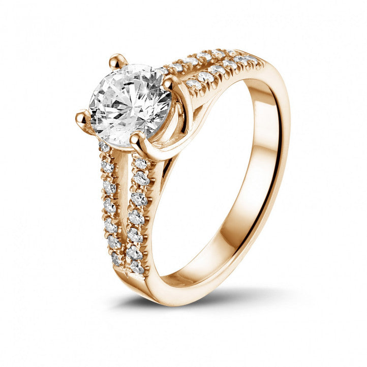 Bague Solitaire Butterfly avec double diamants sur les côtés