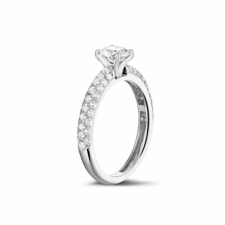 Bague-de-fiancailles-avec-diamants-sur-les-cotes-tunisie-or-Blanc-1-carat-diamelle-by-jarraya-2.jpg