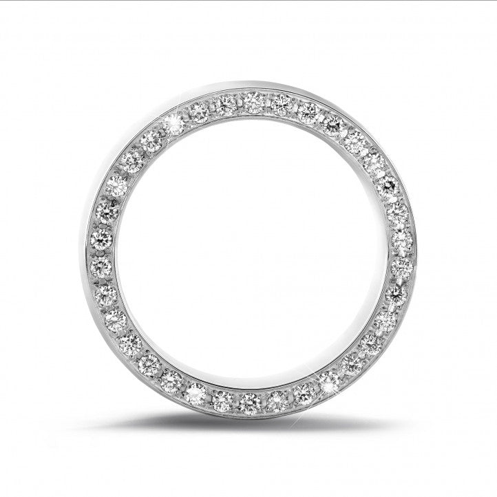 0-70-carat-bague-de-mariage-en-or-blanc-avec-des-petits-diamants-ronds-dans-les-cotes-diamelle-by-jarraya-tunisie.jpg