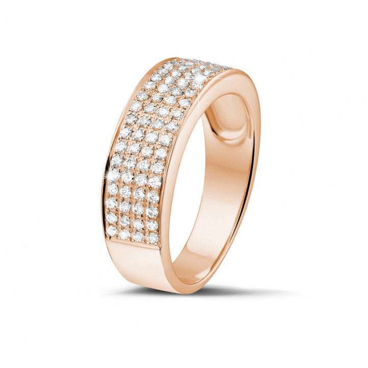 Alliance large pavée femme